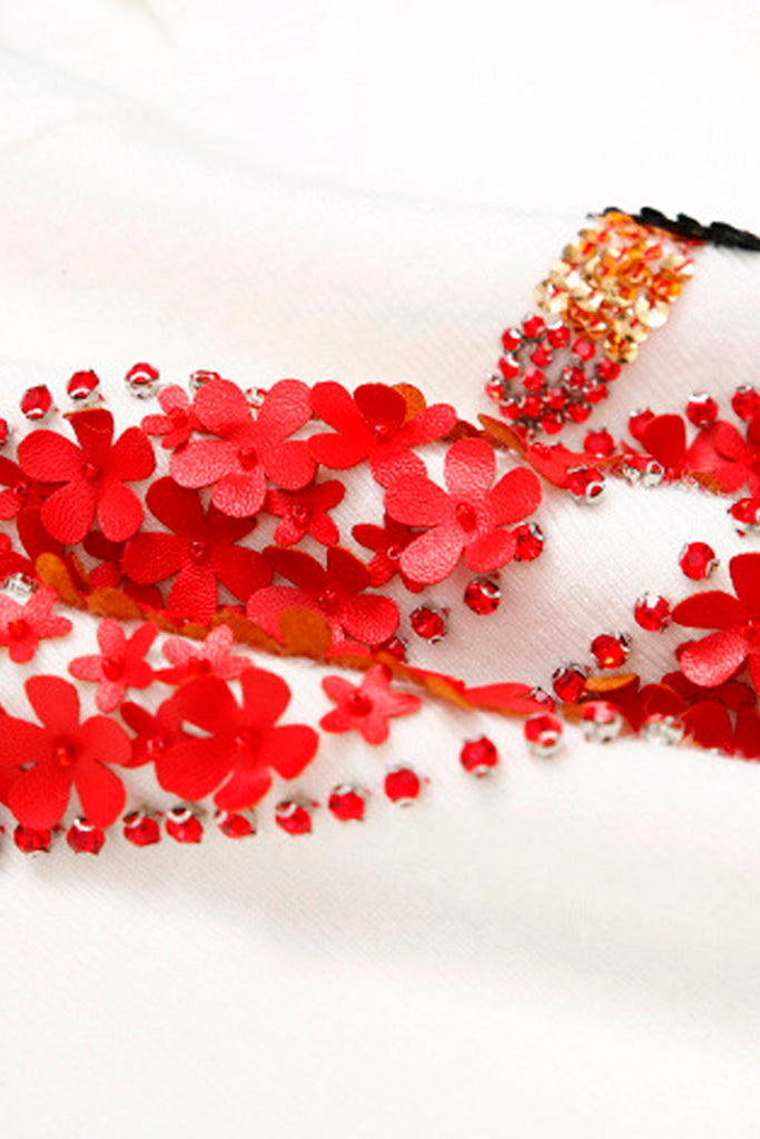 Rode lippen zwarte patroon trui