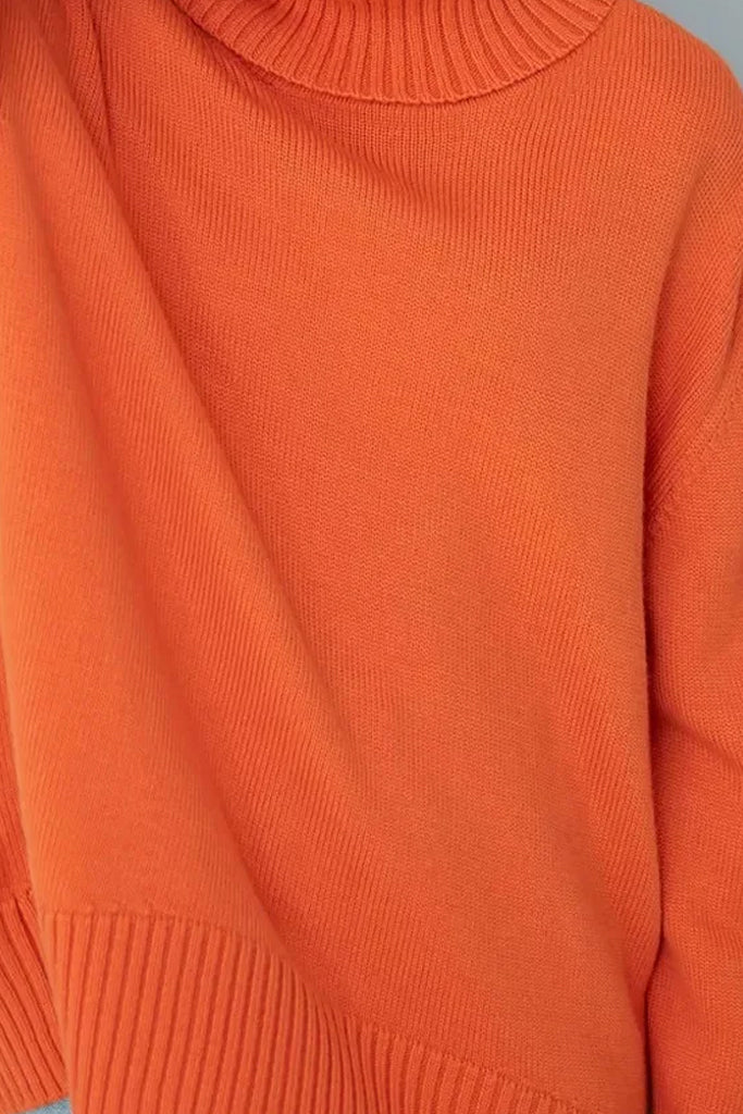 Quinn Oranje Coltrui Sweater