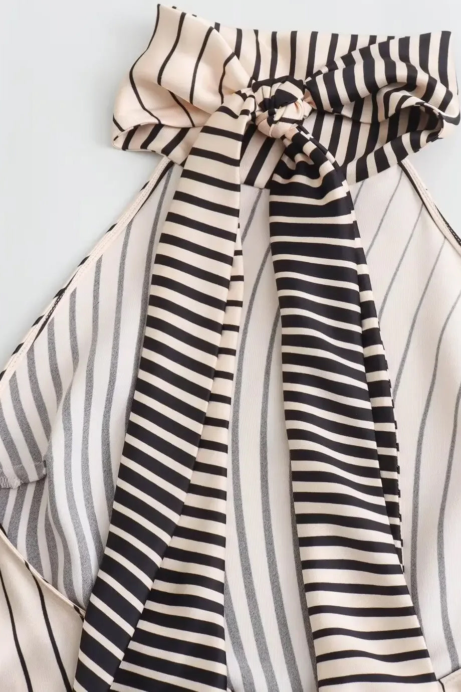 Noirline Ριγέ Φόρεμα με Δέσιμο στον Λαιμό | Φορέματα - Dresses | Noirline Tie-Neck Striped Dress Kleid Vestido Abito Jurk