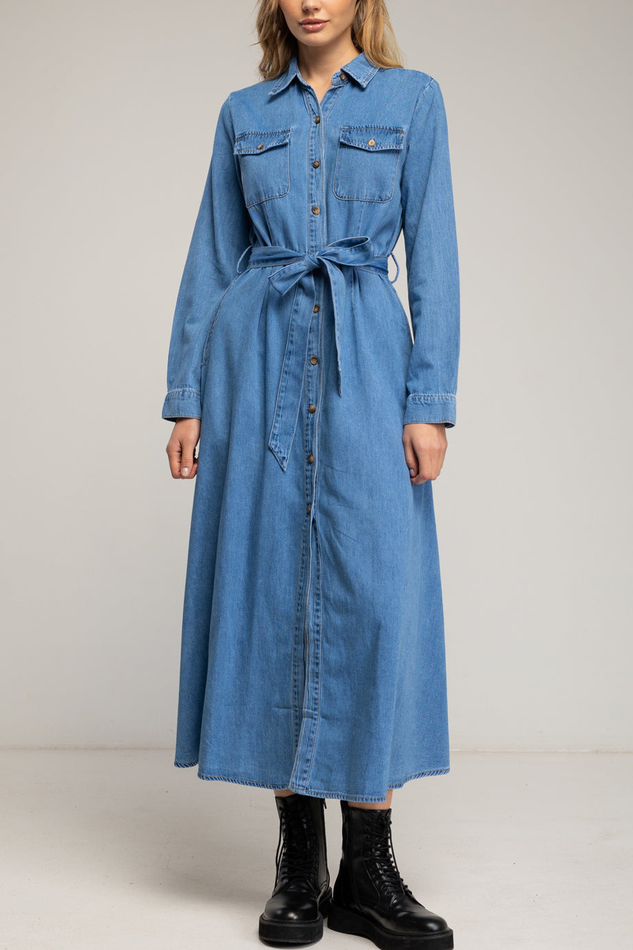 Darvienne Μακρύ Τζιν Φόρεμα με Κουμπιά και Ζώνη | Γυναικεία Φορέματα - dresses| Darvienne Denim Maxi Shirt Dress with Buttons and Waist Belt