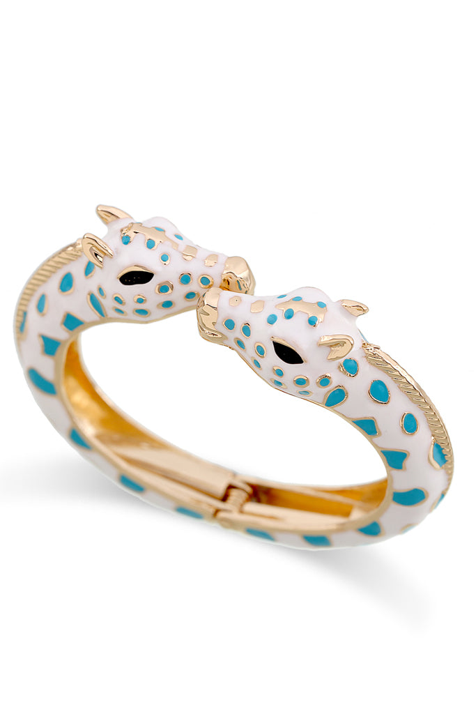 Kussende giraffen witte handboeien armband